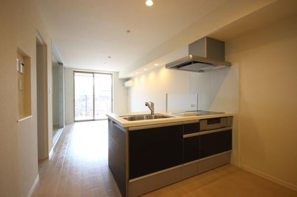 ��ʌ��t�����s��}�̃}���V�����̃L�b�`��