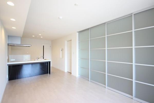 ��ʌ��t�����s��}�̃}���V�����̋����E���r���O