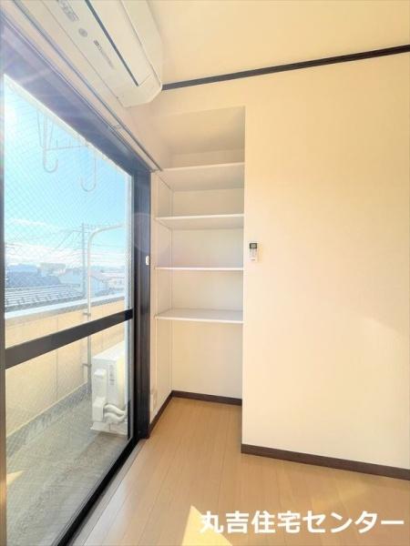 ��ʌ��t�����s�唨�̃}���V�����̎��[