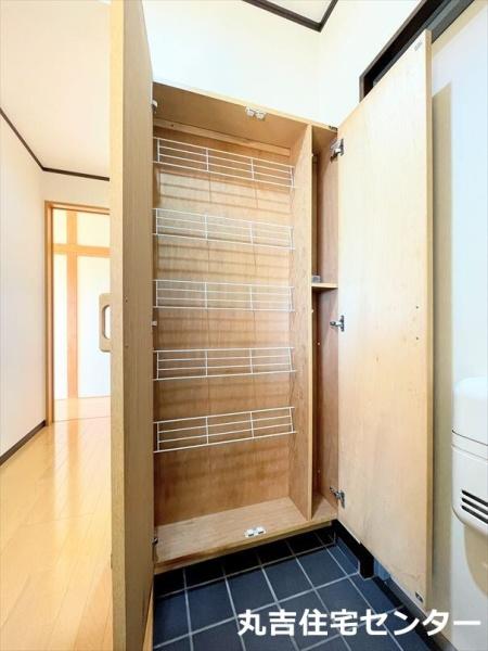 ��ʌ��t�����s�唨�̃}���V�����̎��[