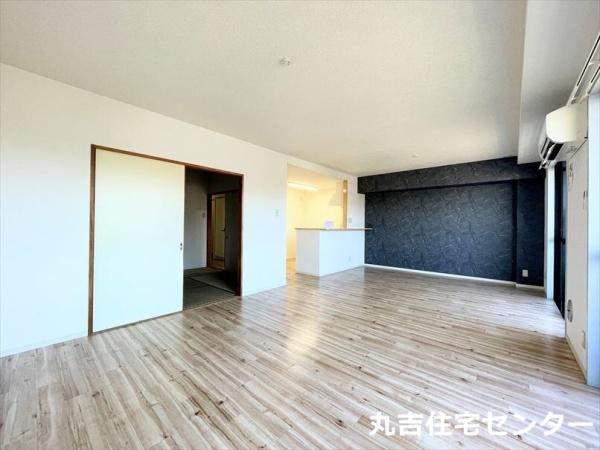 ��ʌ��t�����s����T���ڂ̃}���V�����̋����E���r���O