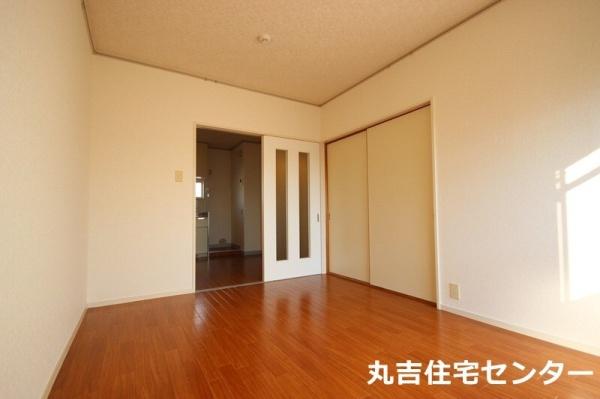 ��ʌ��t�����s��}�̃A�p�[�g�̂��̑�