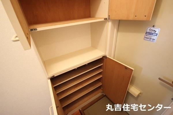 ��ʌ��t�����s��}�̃A�p�[�g�̎��[