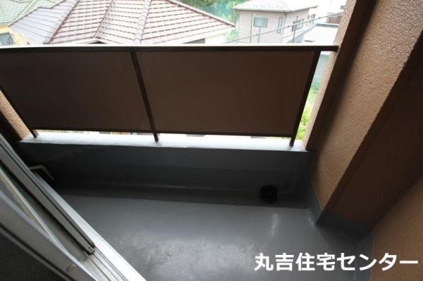 ��ʌ��t�����s��g�c�̃}���V�����̃o���R�j�[