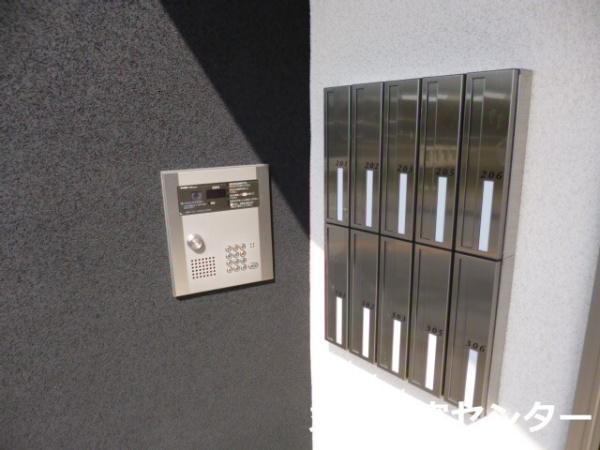 ��ʌ��t�����s��g�c�̃}���V�����̃Z�L�����e�B