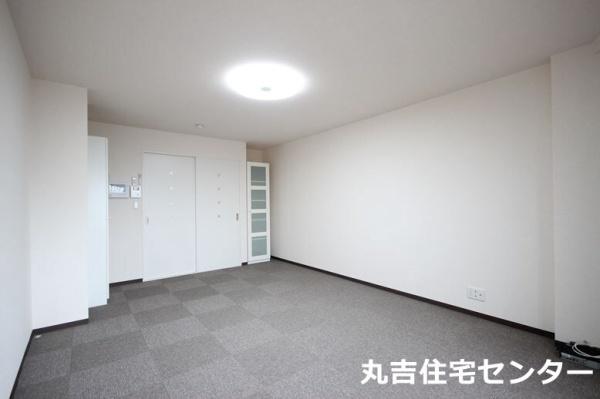 ��ʌ��t�����s��g�c�̃}���V�����̋����E���r���O