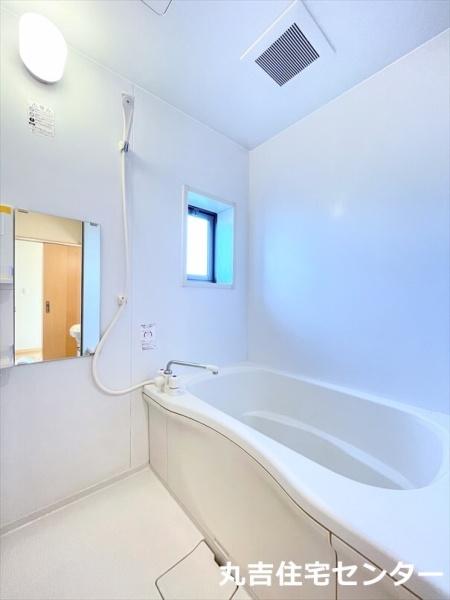 ��ʌ��z�J�s�厚�����̃A�p�[�g�̃o�X