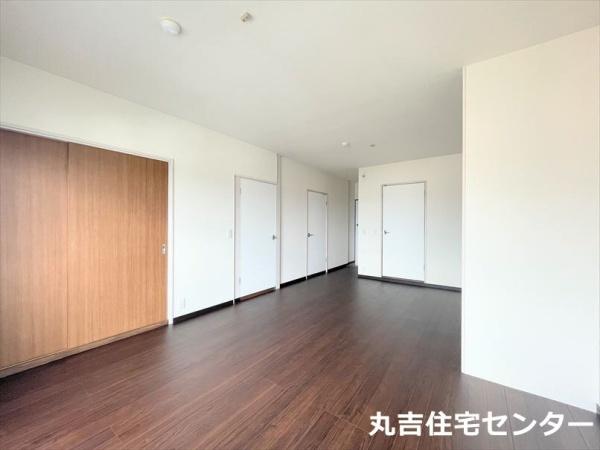 ��ʌ��z�J�s�厚�܎R�̃}���V�����̂��̑�