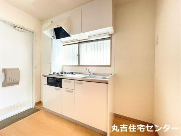 ��ʌ��z�J�s��ԑ䓌�P���ڂ̃A�p�[�g�̃L�b�`��