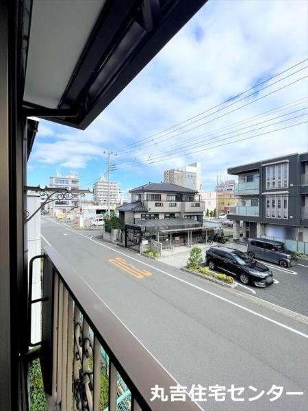 ��ʌ��z�J�s��ԑ䓌�P���ڂ̃A�p�[�g�̃o���R�j�[