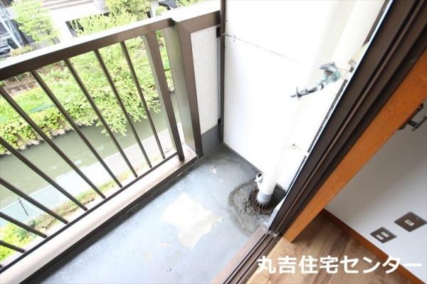 ��ʌ��t�����s���㐼�R���ڂ̃}���V�����̂��̑��ݔ�