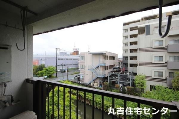 ��ʌ��t�����s���㐼�R���ڂ̃}���V�����̃o���R�j�[