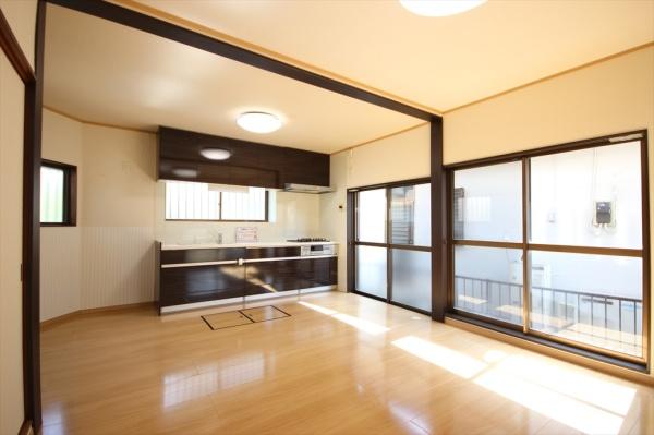 ��ʌ��t�����s���̈�ˌ��Ă̋����E���r���O