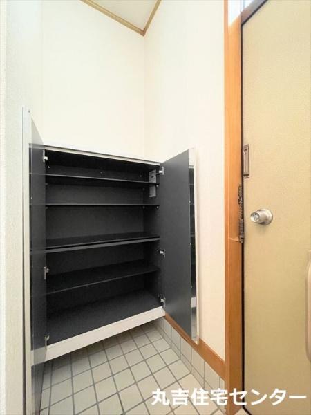 ��ʌ��z�J�s��ԑ䐼�S���ڂ̃A�p�[�g�̎��[