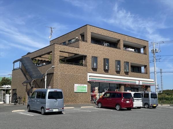 ��ʌ��z�J�s��ԑ䐼�S���ڂ̃A�p�[�g�̎���