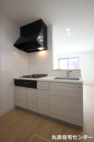 ��ʌ��z�J�s��ԑ䓌�S���ڂ̃A�p�[�g�̃L�b�`��