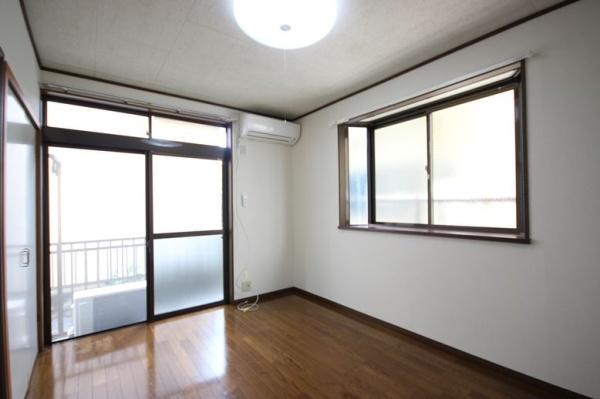 ��ʌ��t�����s�唨�̃A�p�[�g�̂��̑������E�X�y�[�X