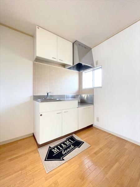 ��ʌ��z�J�s��ԑ䓌�P���ڂ̃A�p�[�g�̃L�b�`��