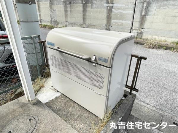 ��ʌ��z�J�s��ԑ䓌�P���ڂ̃A�p�[�g�̂��̑����L����