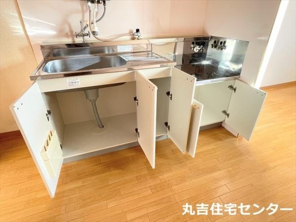 ��ʌ��t�����s�唨�̃A�p�[�g�̂��̑��ݔ�