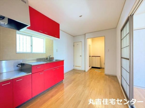 ��ʌ��z�J�s��ԑ䓌�S���ڂ̃A�p�[�g�̃L�b�`��