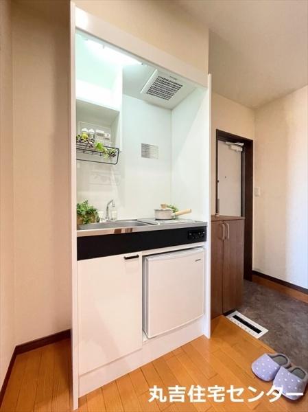 ��ʌ��t�����s���̃A�p�[�g�̃L�b�`��