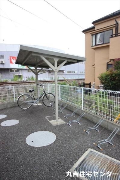 ��ʌ��t�����s���̃A�p�[�g�̂��̑����L����