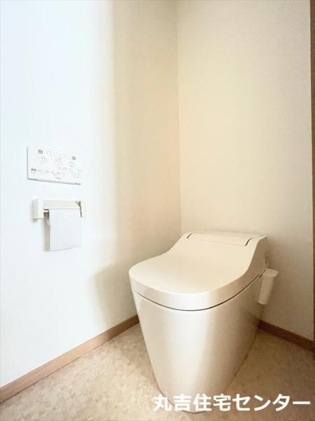 ��ʌ��z�J�s��ԑ䐼�Q���ڂ̃A�p�[�g�̃g�C��