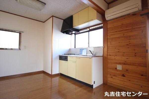 ��ʌ��z�J�s��ԑ䐼�Q���ڂ̃A�p�[�g�̂��̑�