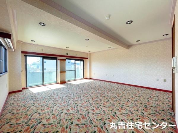 ��ʌ��z�J�s��ԑ䓌�P���ڂ̎������̋����E���r���O