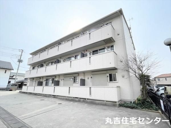 ��ʌ��z�J�s�厚�܎R�̃A�p�[�g�̌����O��