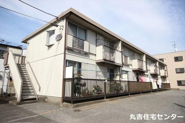 ��ʌ��t�����s���̃A�p�[�g�̌����O��