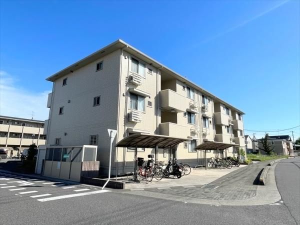 ��ʌ��z�J�s�厚�O��{�̃A�p�[�g�̌����O��