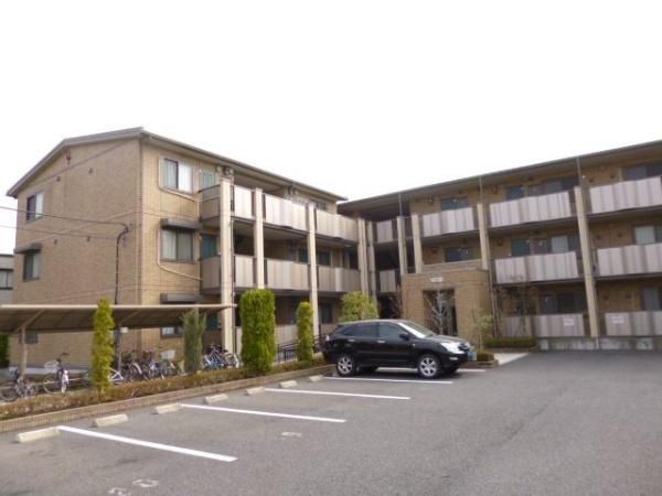 ��ʌ��t�����s��m���S���ڂ̃A�p�[�g�̌����O��