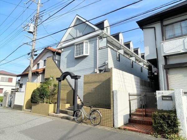 ��ʌ��z�J�s��ԑ䐼�Q���ڂ̃A�p�[�g�̌����O��