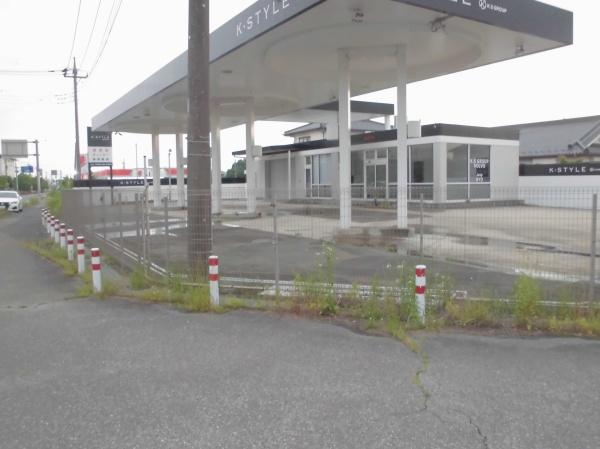 ��ʌ����{�s���q�̓X�܂̌��n�O�ώʐ^