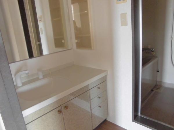 ��ʌ��������܎s���撬�J1���ڂ̒��Ã}���V�����̂��̑�